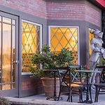 San Luis Creek Lodge