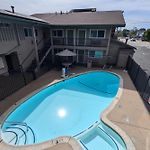 Olive Tree Inn & Suites, A Howard Johnson By Wyndham