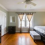 Iconic Modern Farmhouse