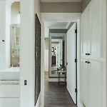 Contemporary Boutique Bungalow