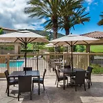 Hotel Courtyard By Marriott