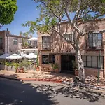 Granada Hotel & Bistro