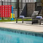 Hotel Springhill By Marriott 3*