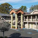 Olive Tree Inn & Suites