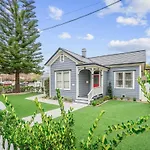 1884 Elegant Home Fire Pit, Tesla Tech, Near Dt