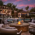 Courtyard By Marriott