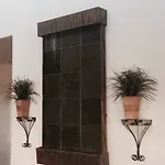 Hotel Lamplighter &