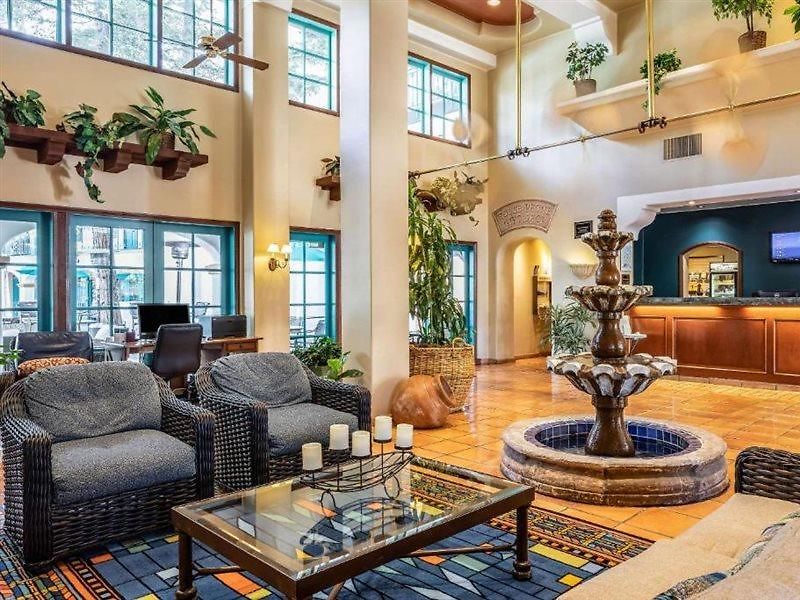 Hotel Quality Downtown 5*