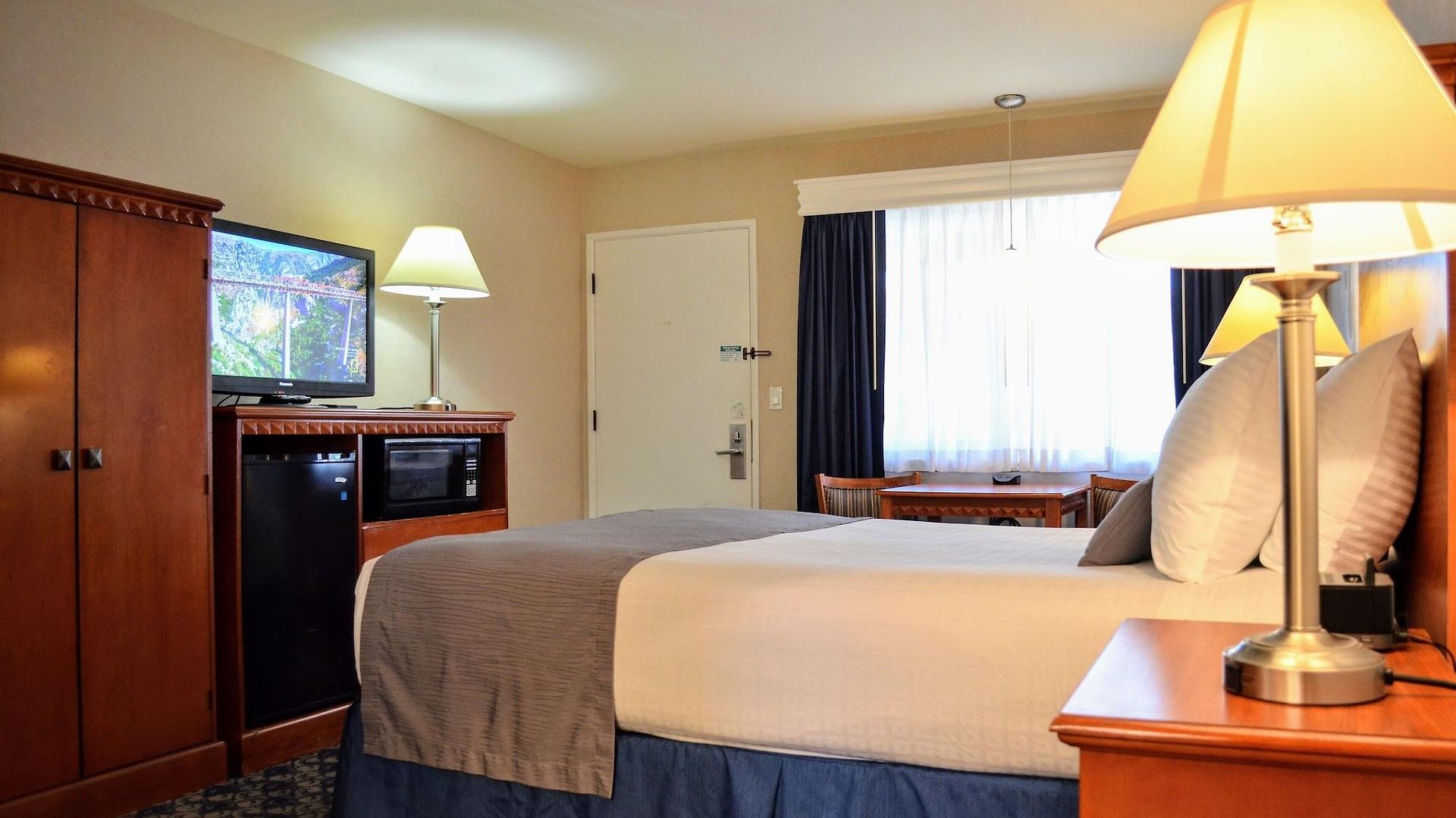 Hotel Sands & 3*