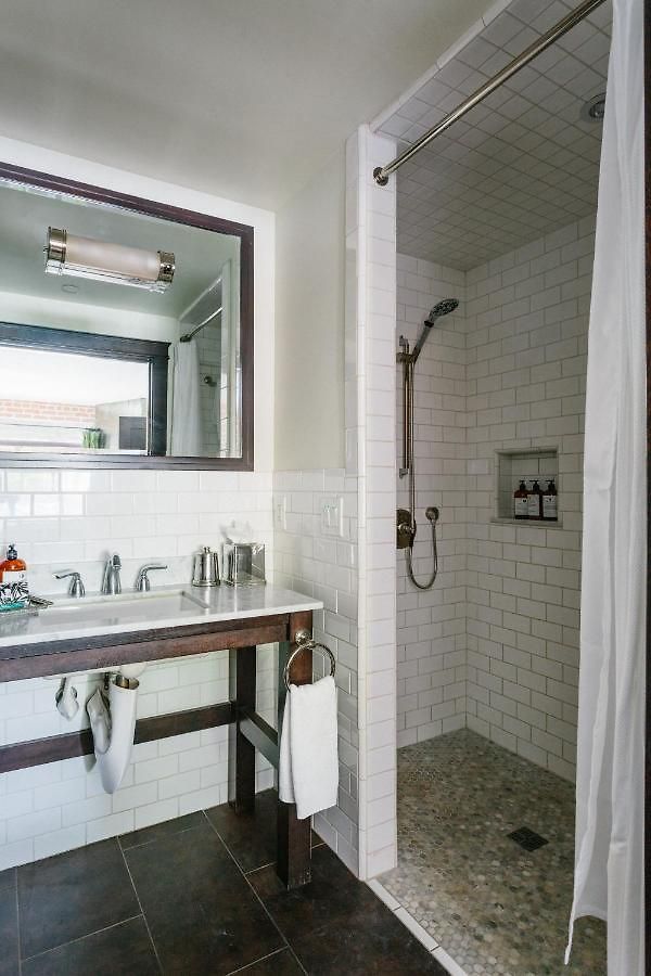 Granada & Bistro Hotel 4*