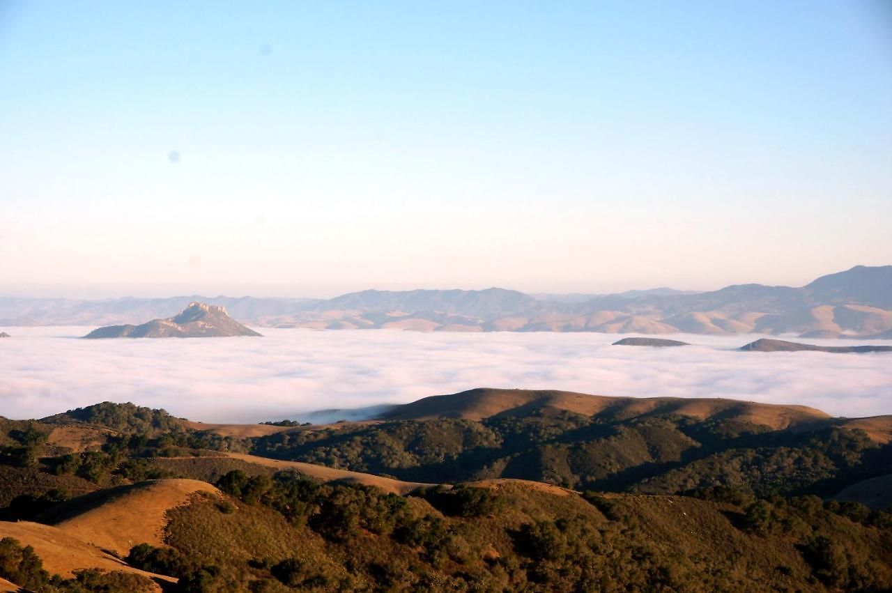 Vista House, Luxury Above The Clouds! - Whole House Holiday home