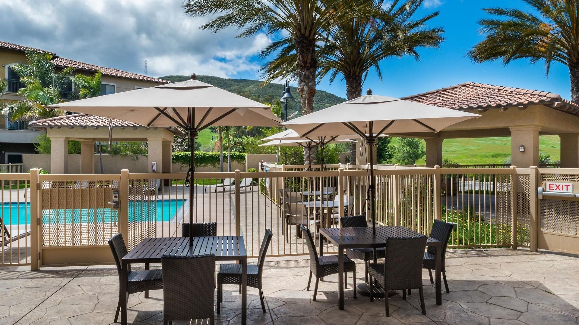 Hotel Courtyard By Marriott
