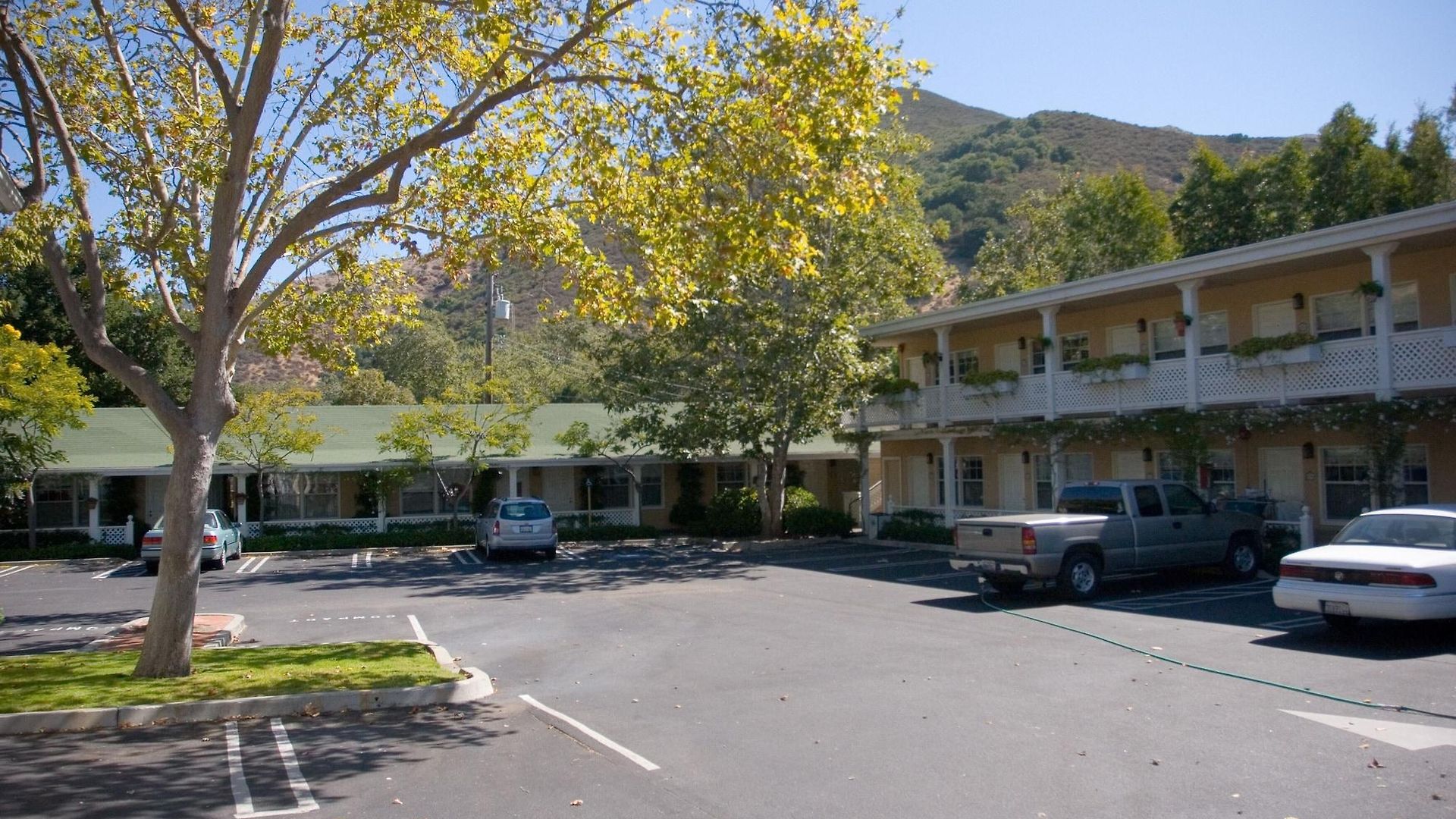 Hotel Apple Farm 3*