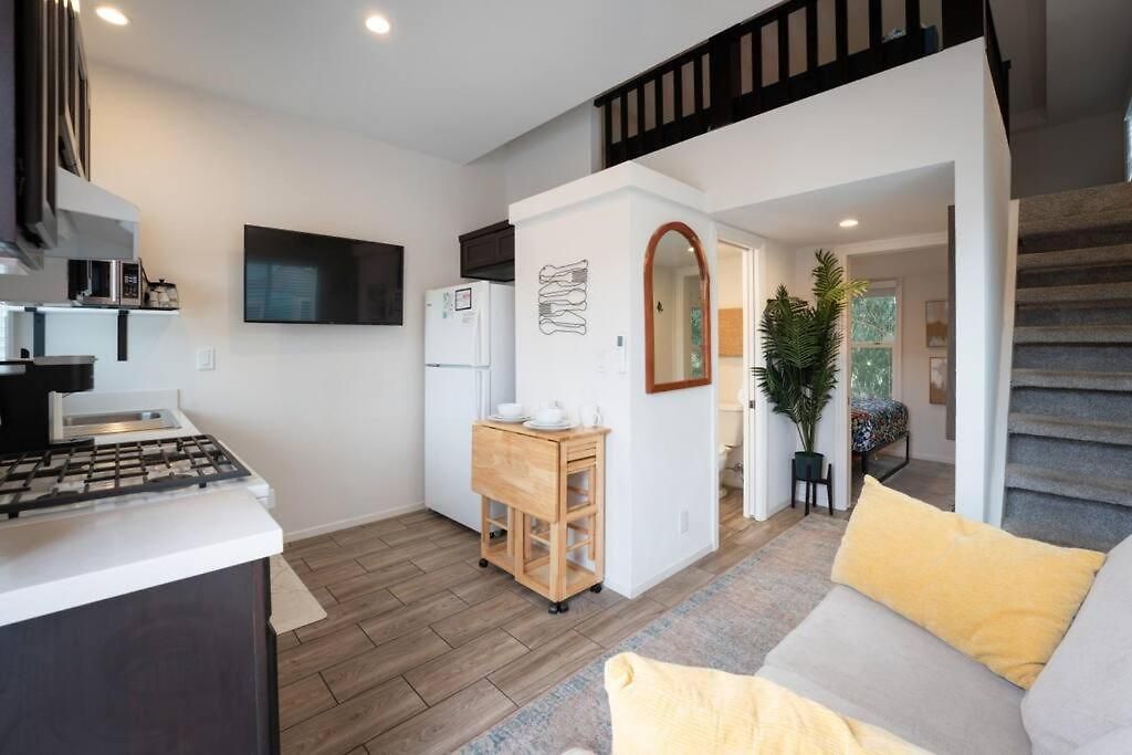 Coastal Tiny House 2 Queen Beds Loft * San Luis Obispo