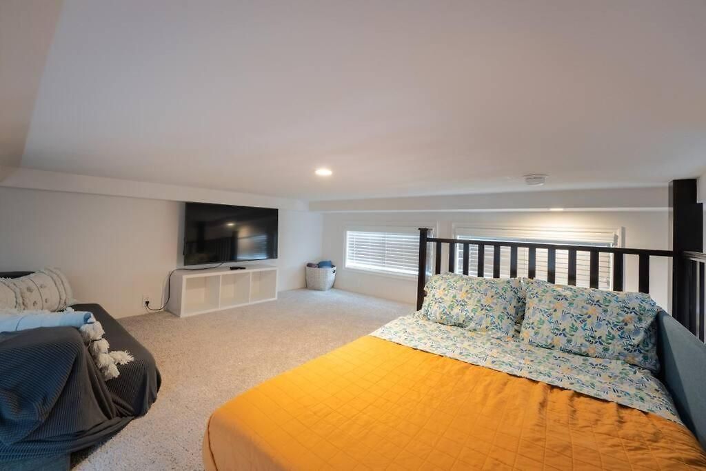 Coastal Tiny House 2 Queen Beds Loft Holiday home San Luis Obispo