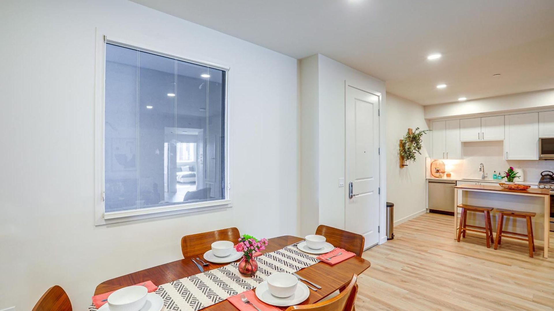 Chic Near Hiking & Beaches! Holiday home *