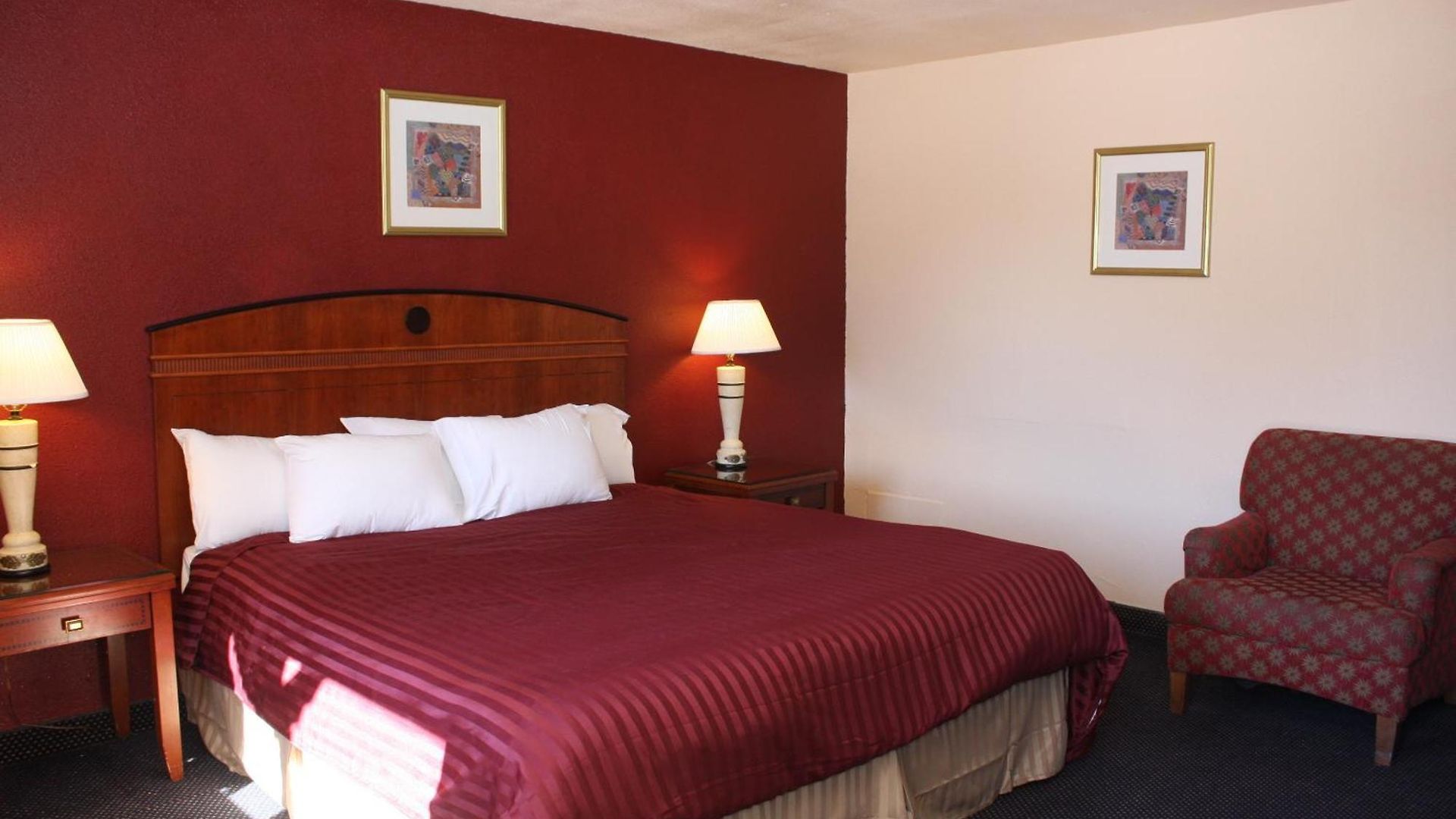 Budget 2* San Luis Obispo