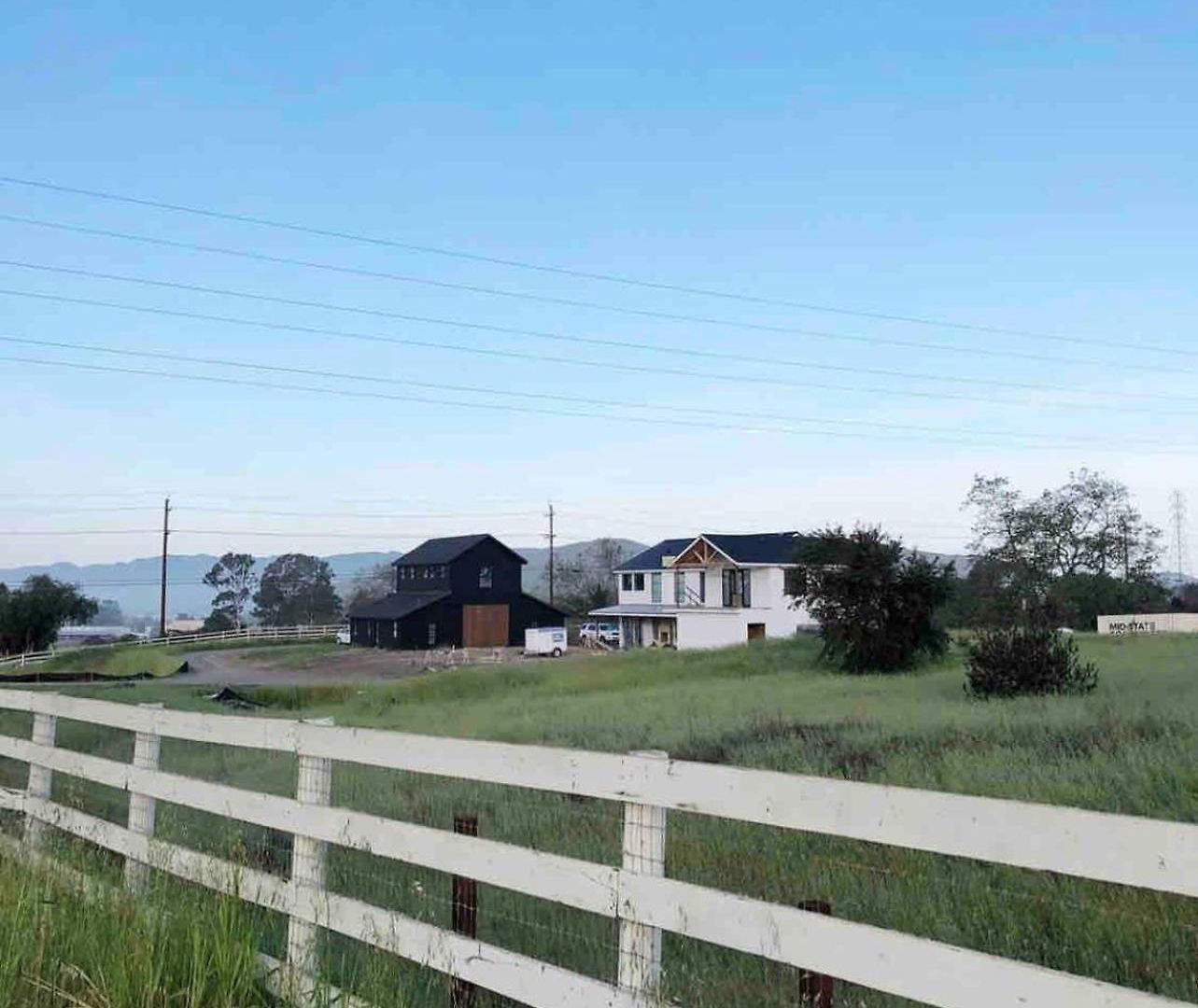 Black Barn Ranch Hill Views Downtown Close Holiday home San Luis Obispo