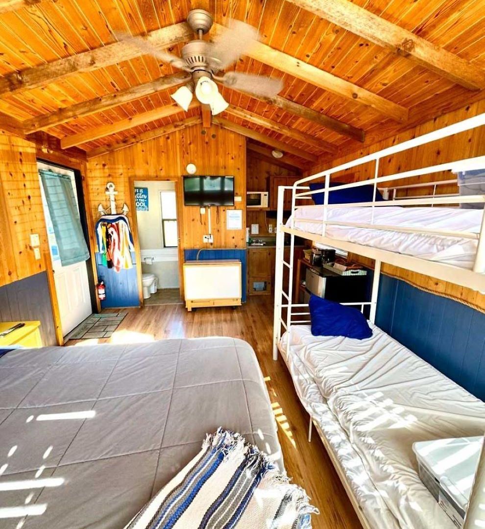 Avila Pismo Rv & *