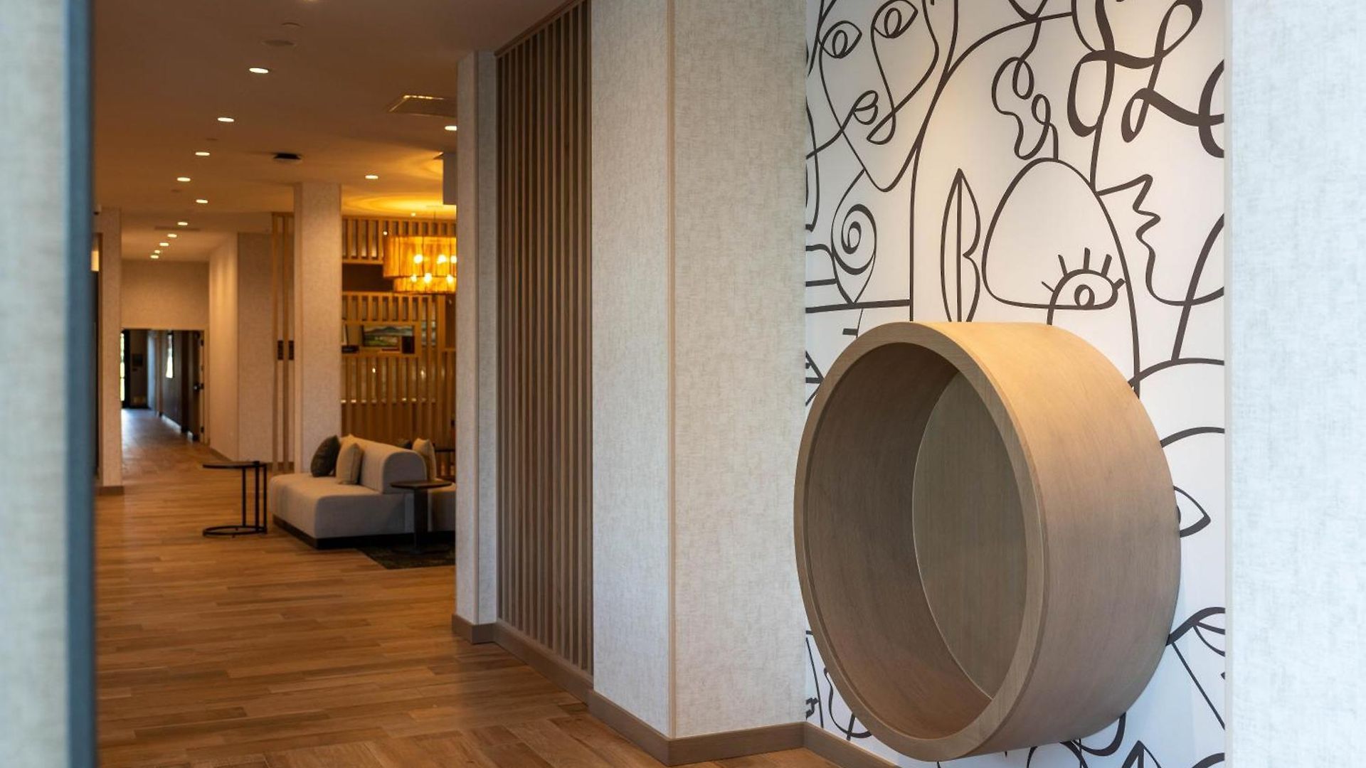 Hotel By Marriott San Luis Obispo