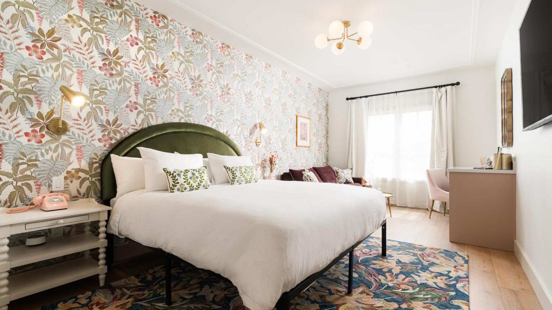 Petit Soleil - Bed, Breakfast And Bar Bed & Breakfast San Luis Obispo