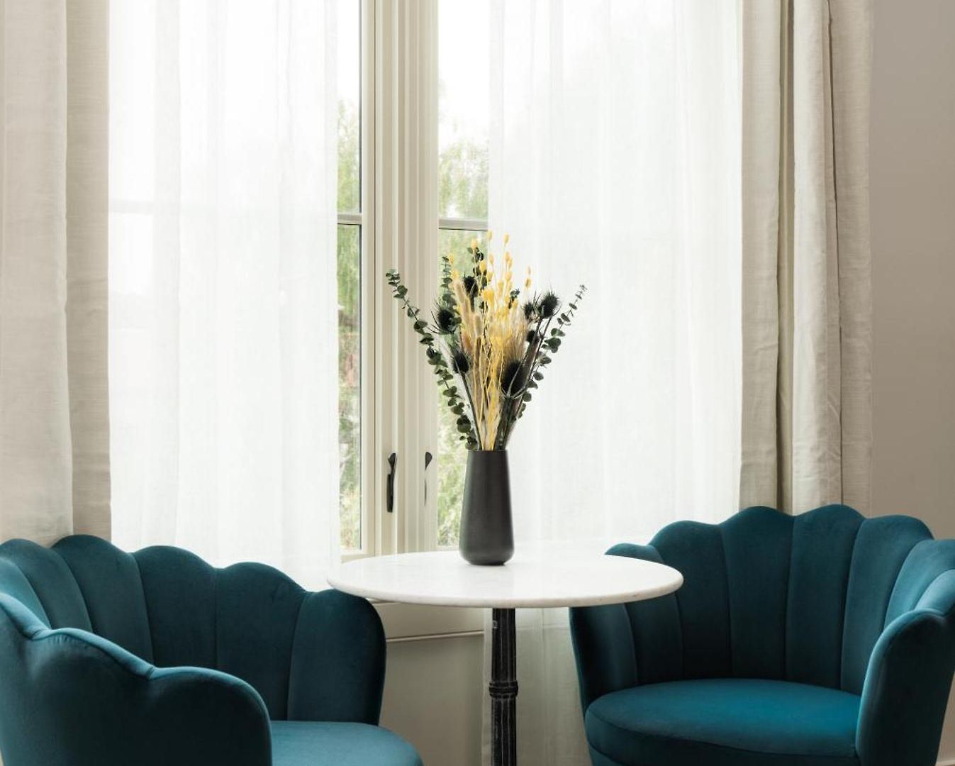 Petit Soleil - Bed, Breakfast And Bar