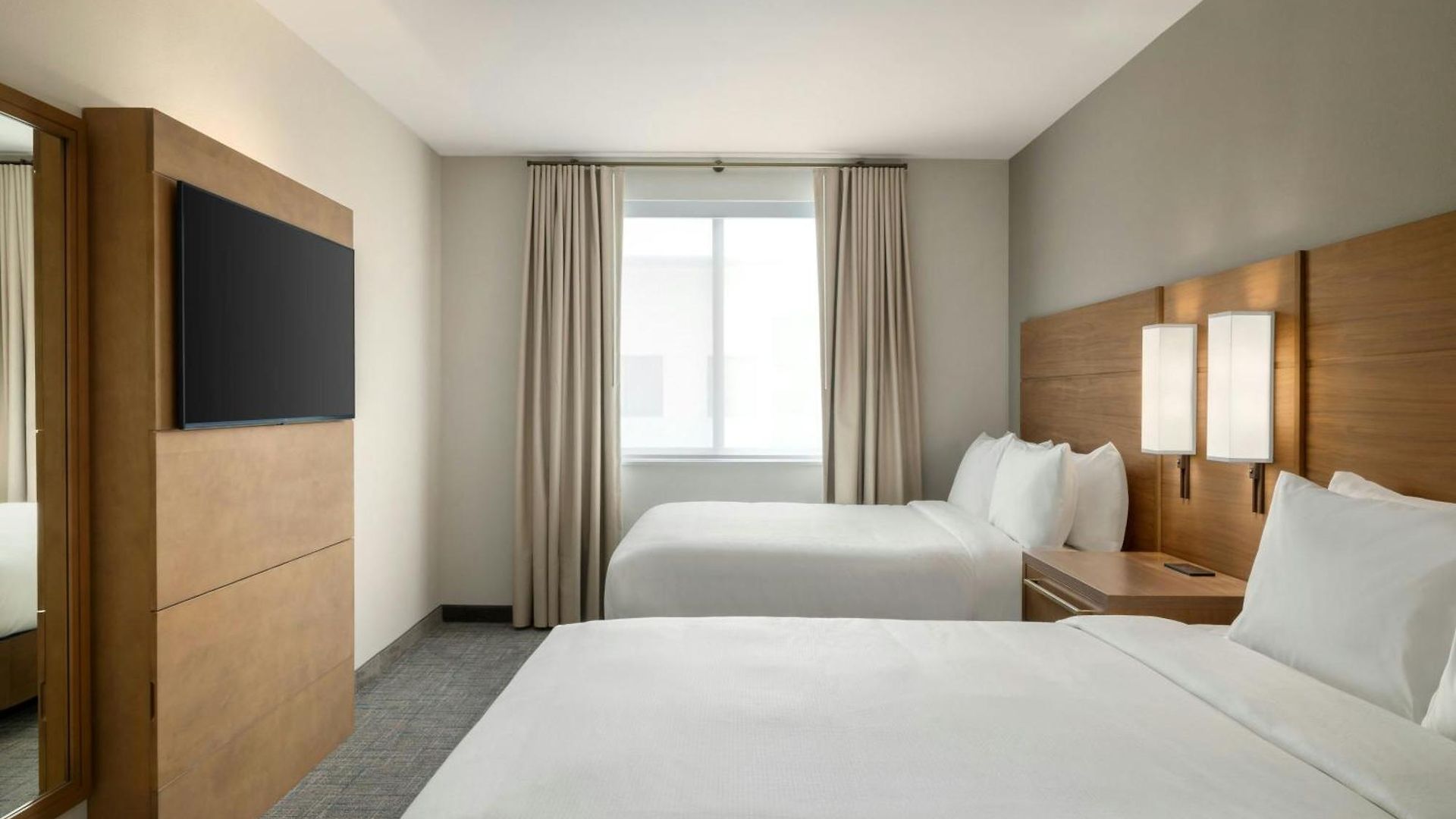 Hotel By Marriott