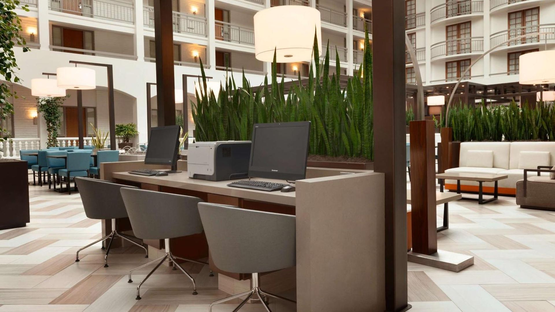 Hotel Embassy