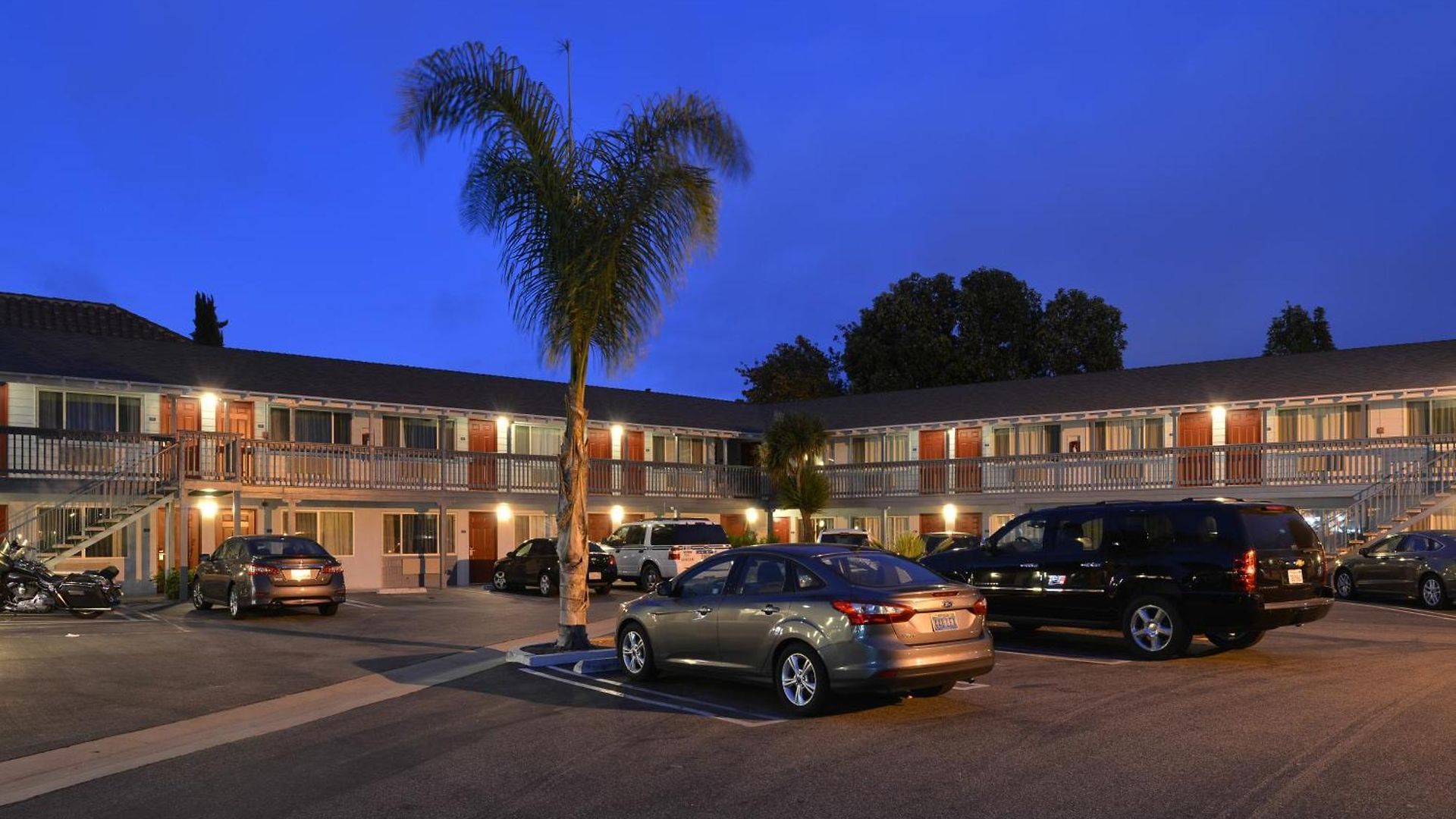Inn Avenue Downtown District Slo 3*