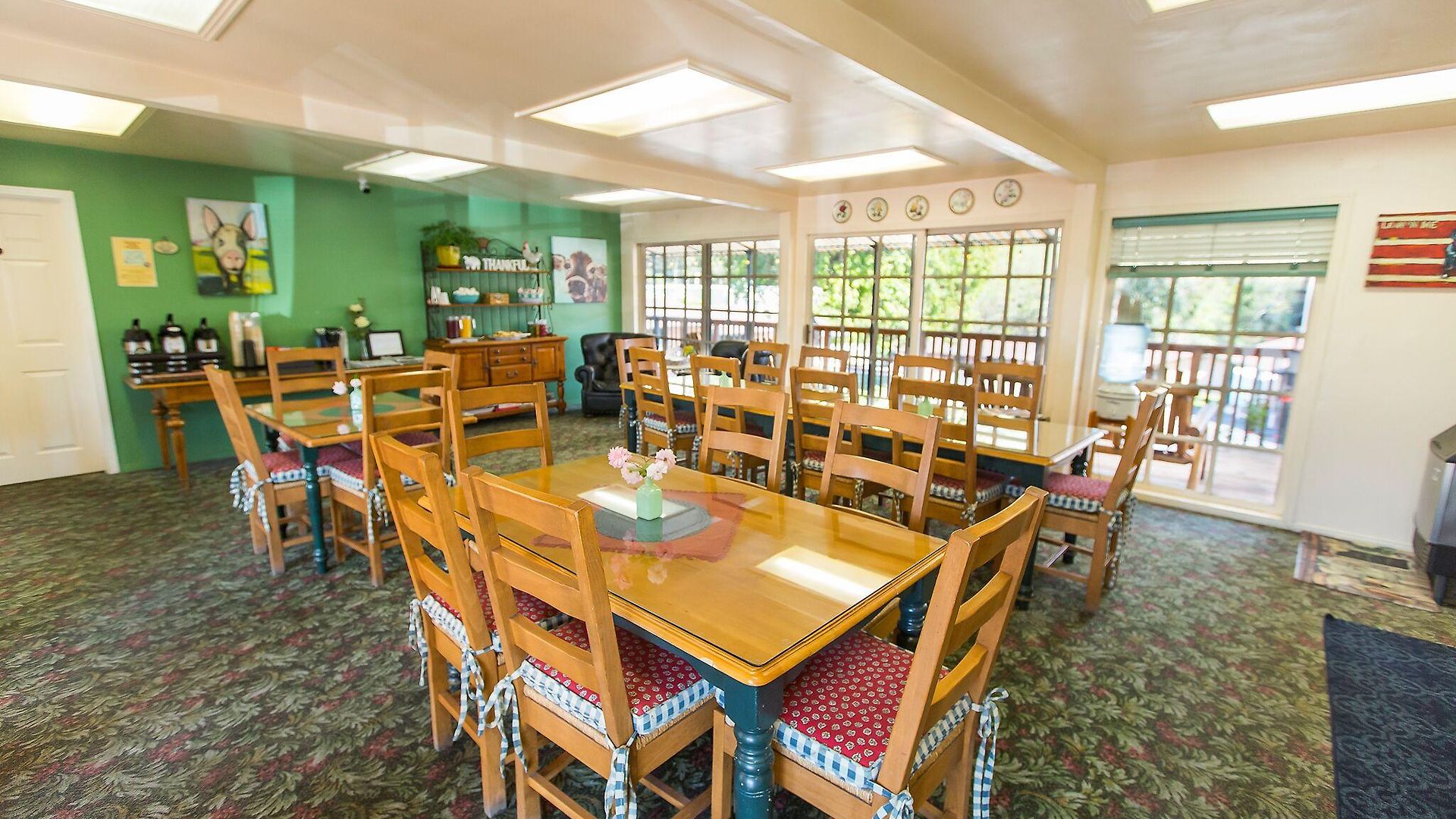 Peach Tree Inn
