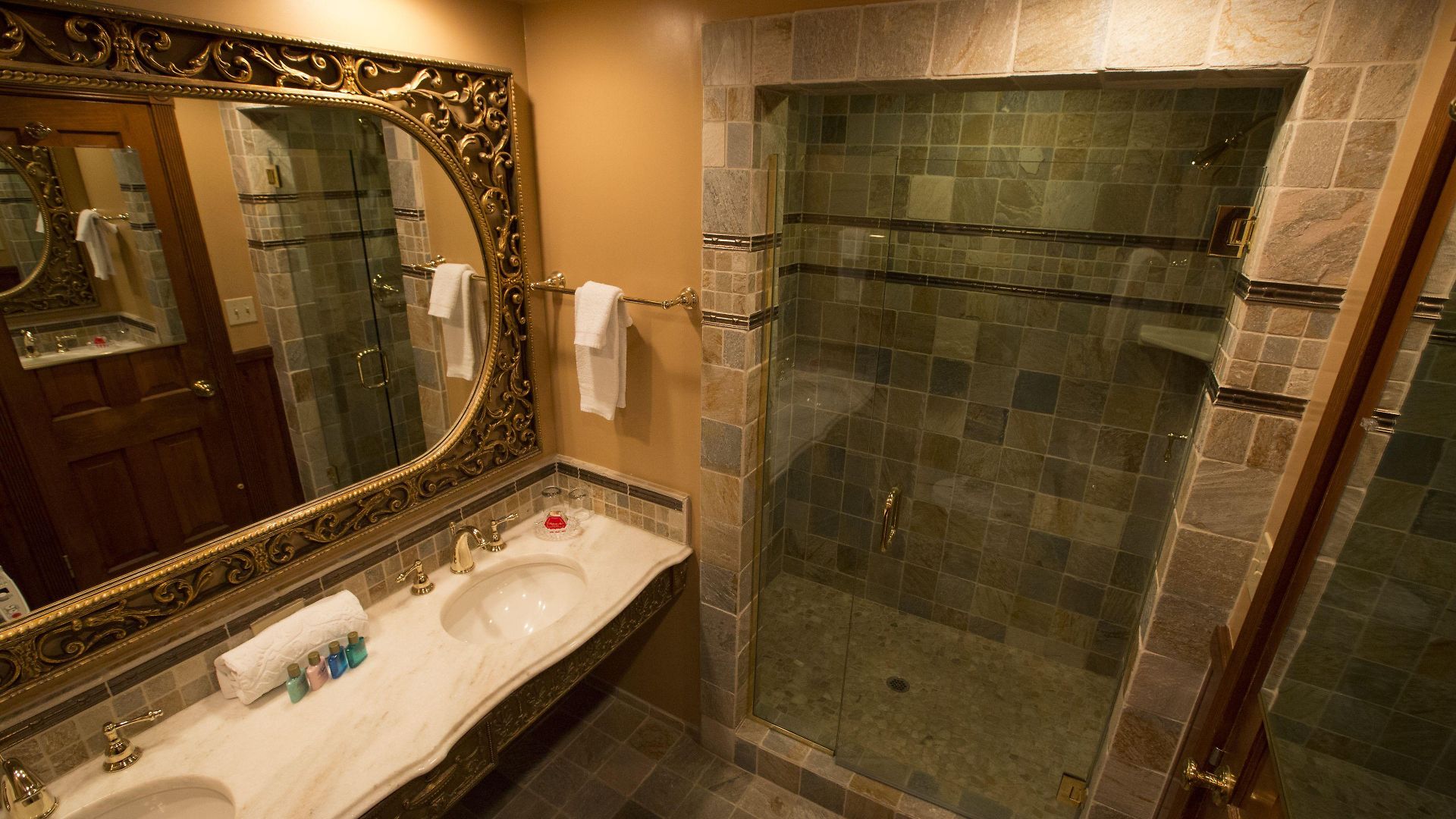 Madonna Hotel 4*