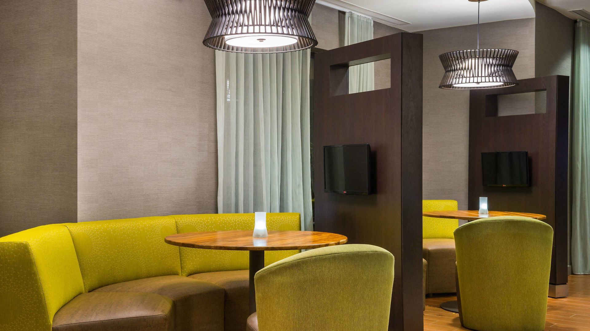 Courtyard By Marriott 3*