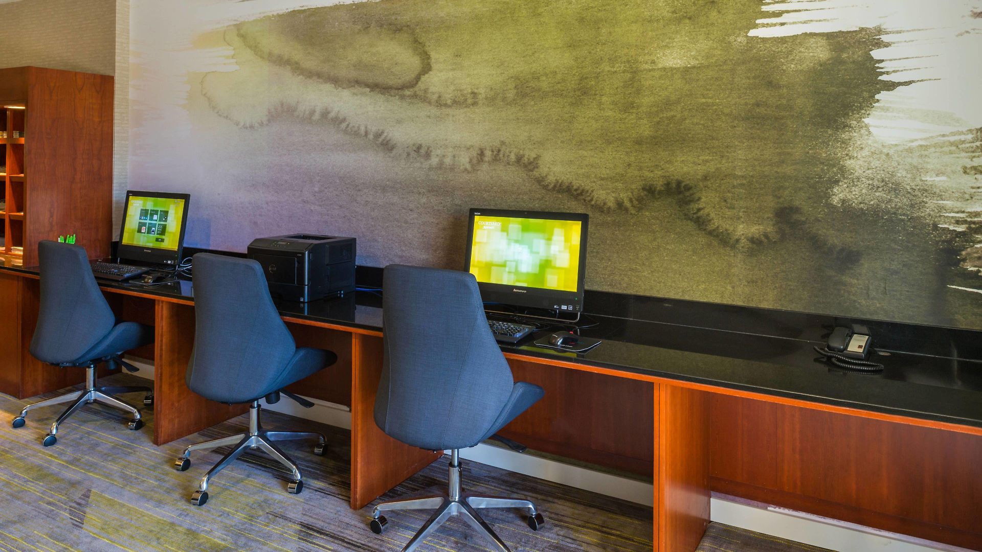 Hotel Courtyard By Marriott