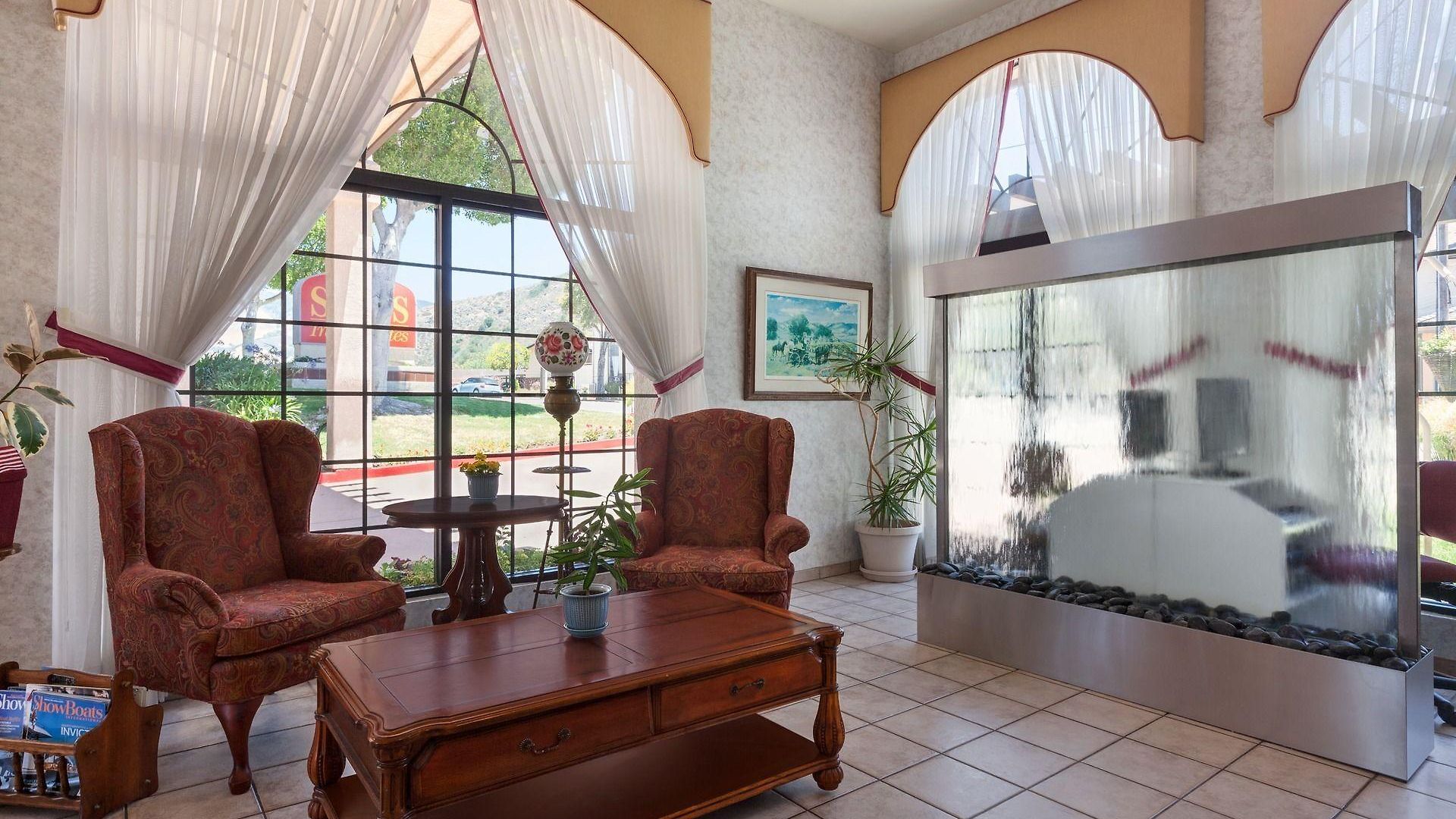 Sands & Hotel San Luis Obispo