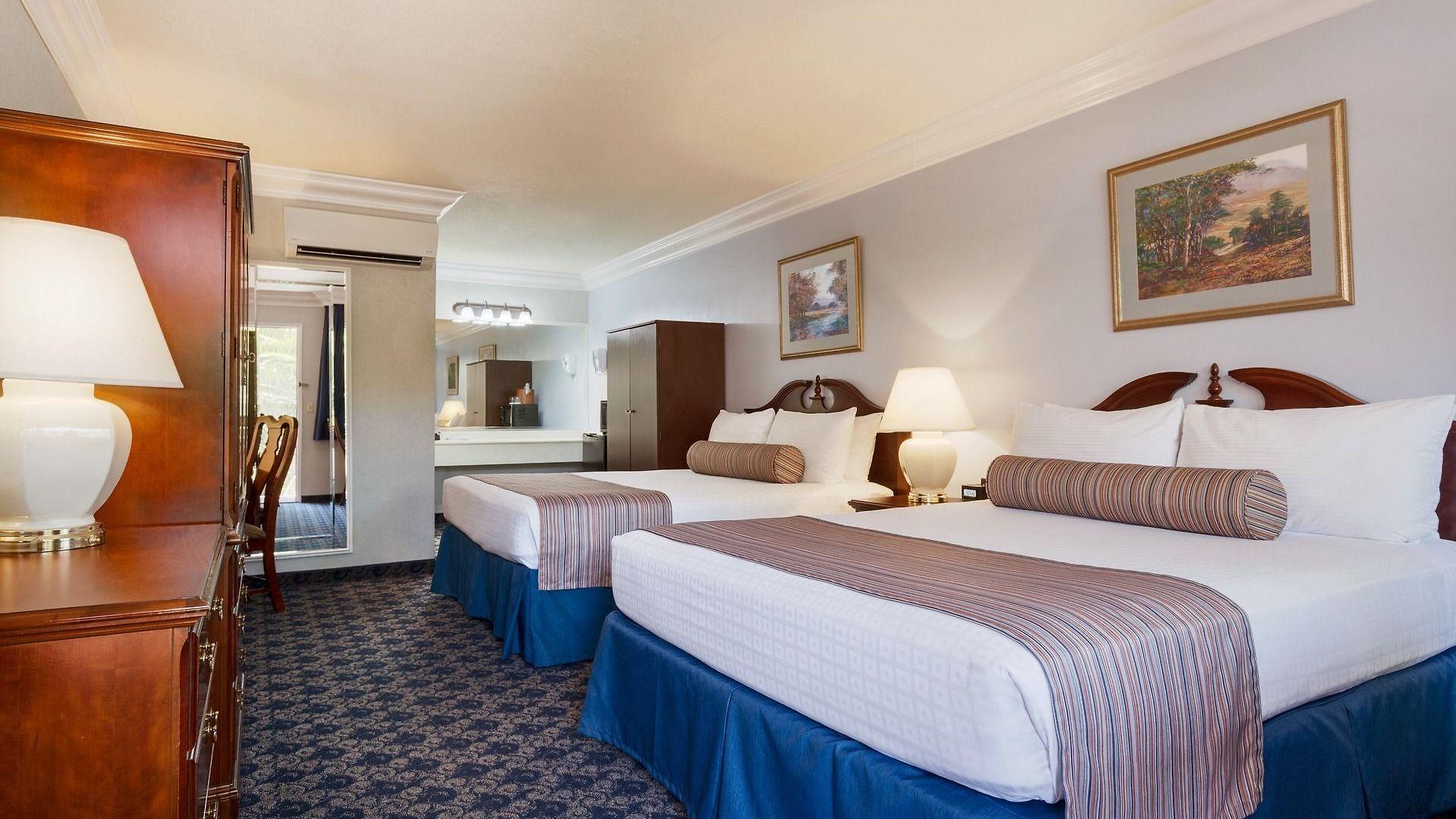 Sands & Hotel