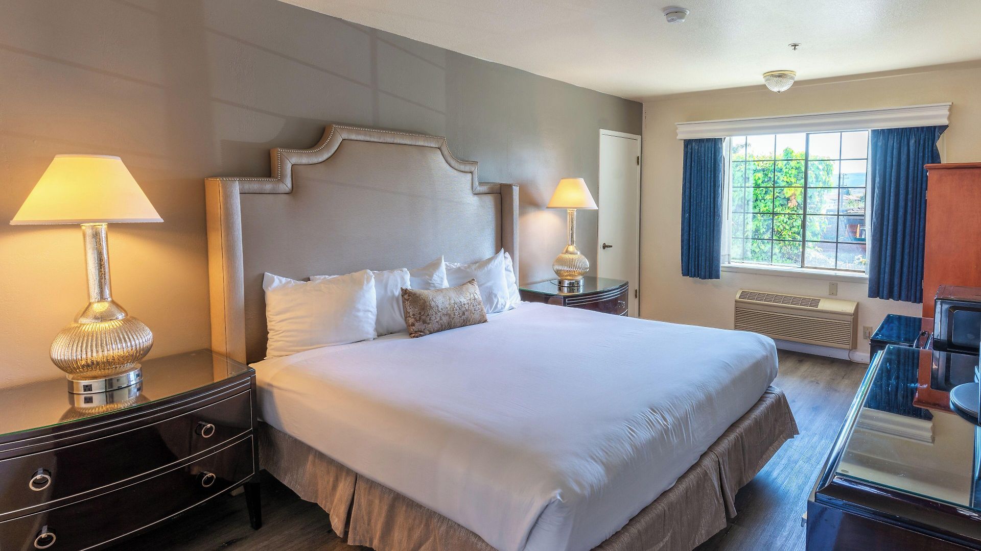 Hotel Sands &