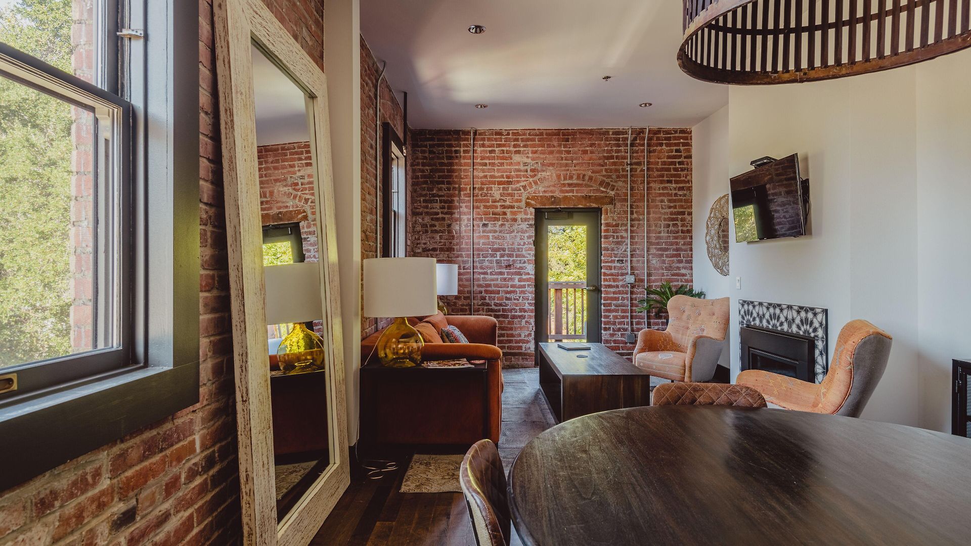 Slo Brew Lofts 4*