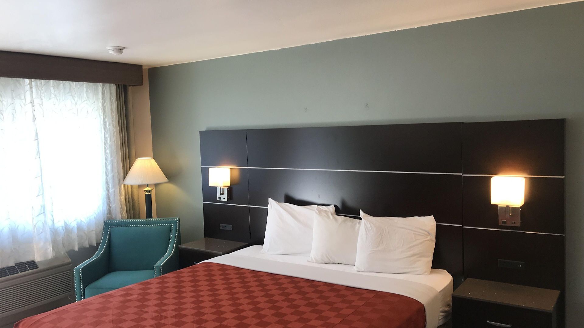 Olive Tree & Suites, A Howard Johnson By Wyndham Hotel 3*