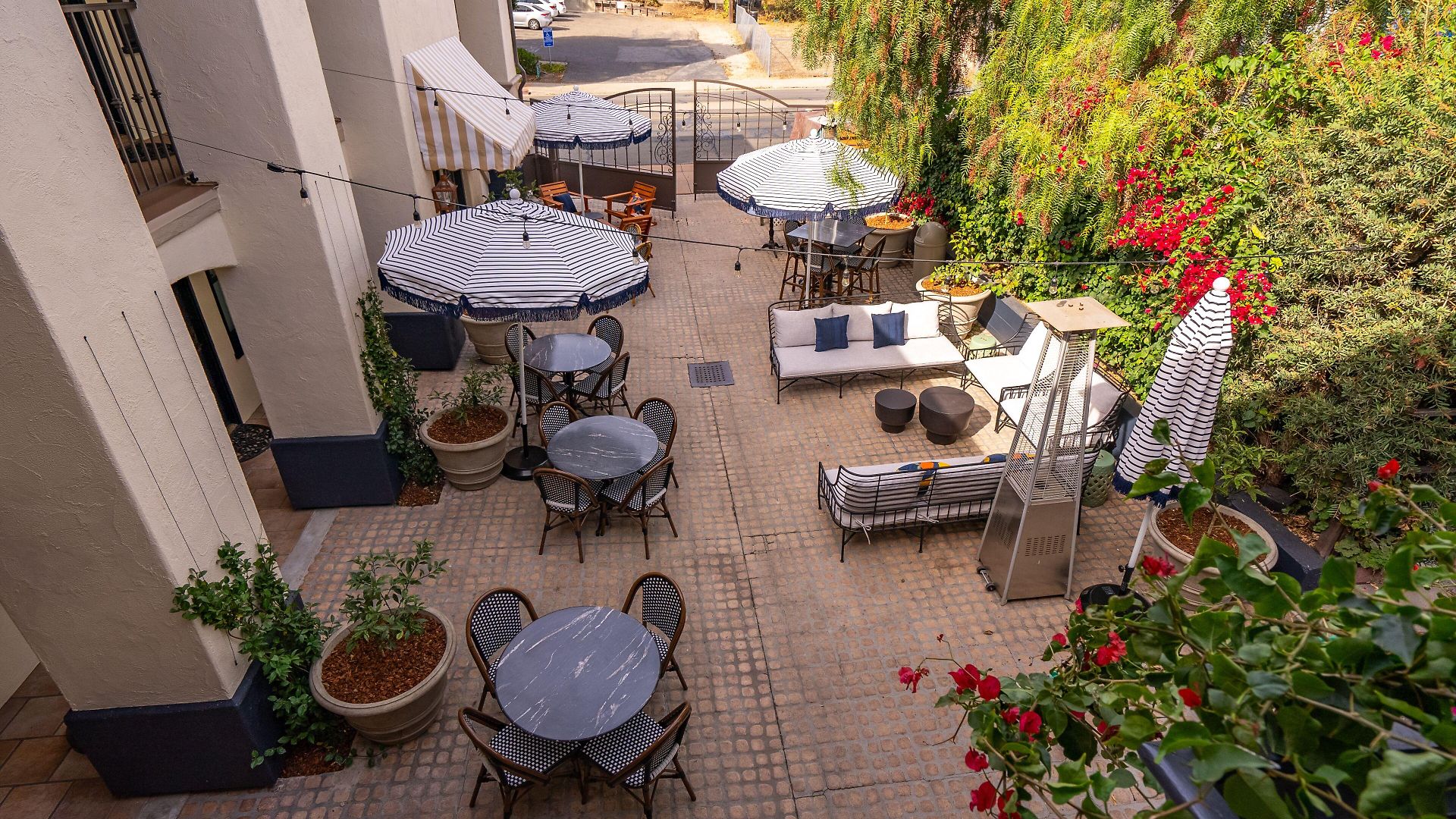 Petit Soleil - Bed, Breakfast And Bar Bed & Breakfast San Luis Obispo
