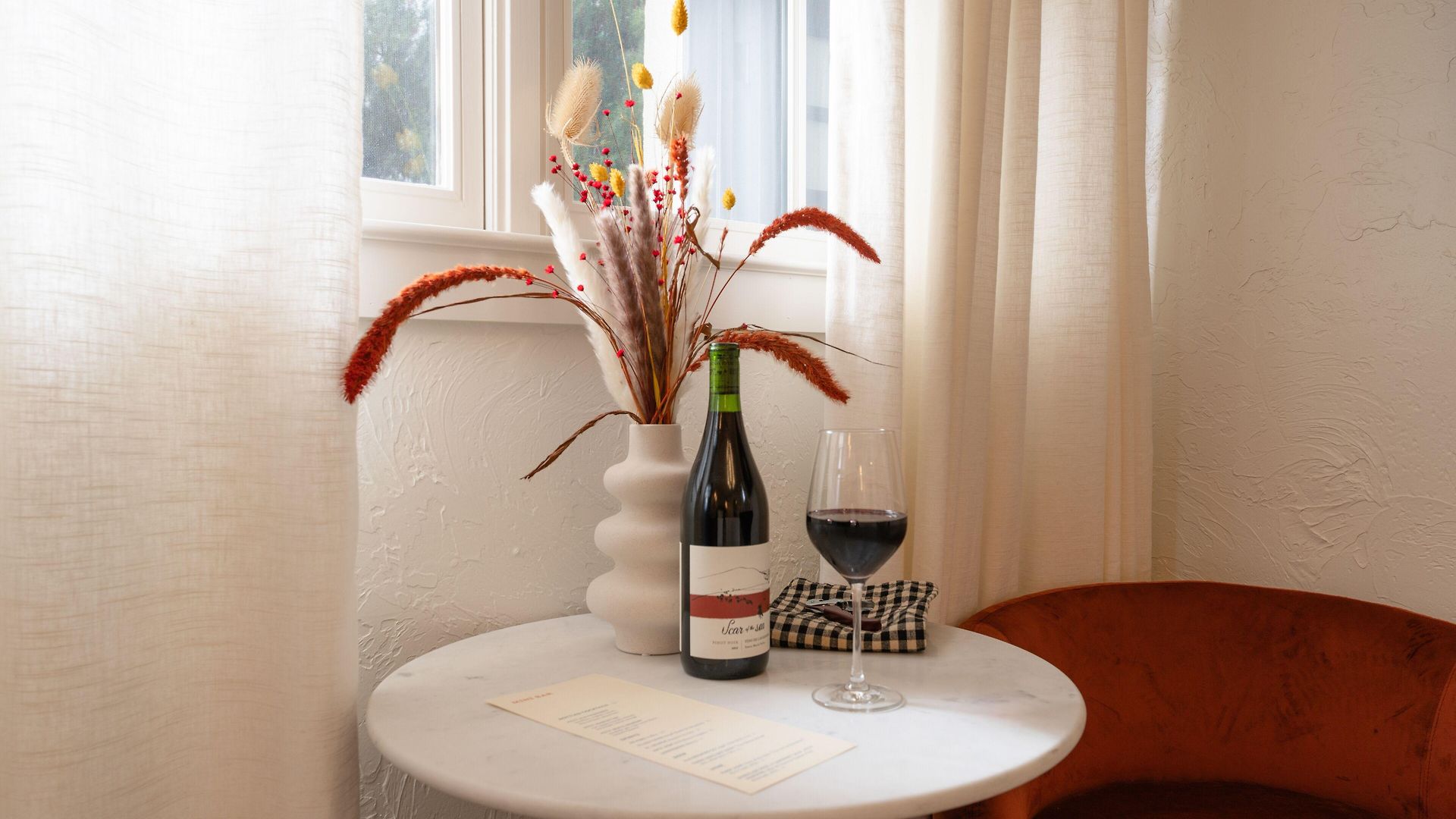 Petit Soleil - Bed, Breakfast And Bar Bed & Breakfast