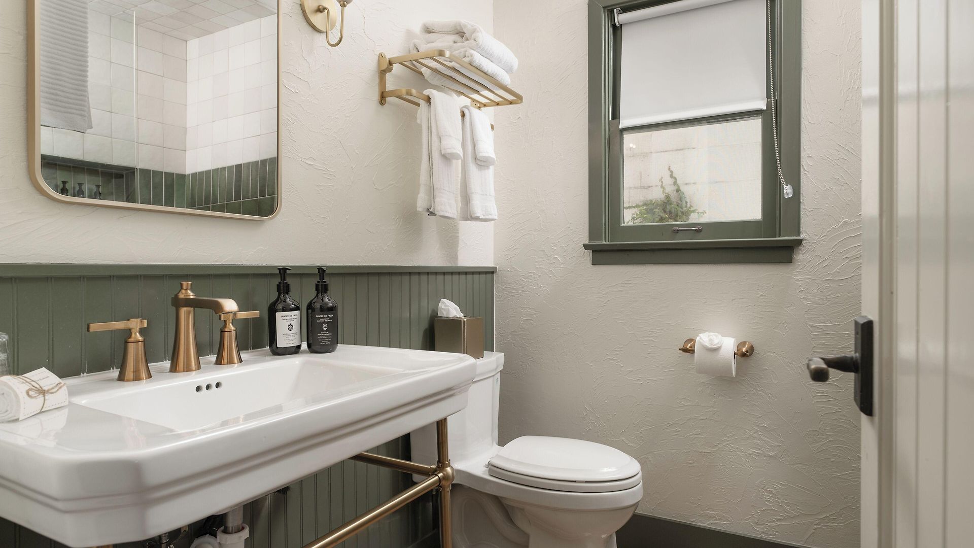Petit Soleil - Bed, Breakfast And Bar San Luis Obispo