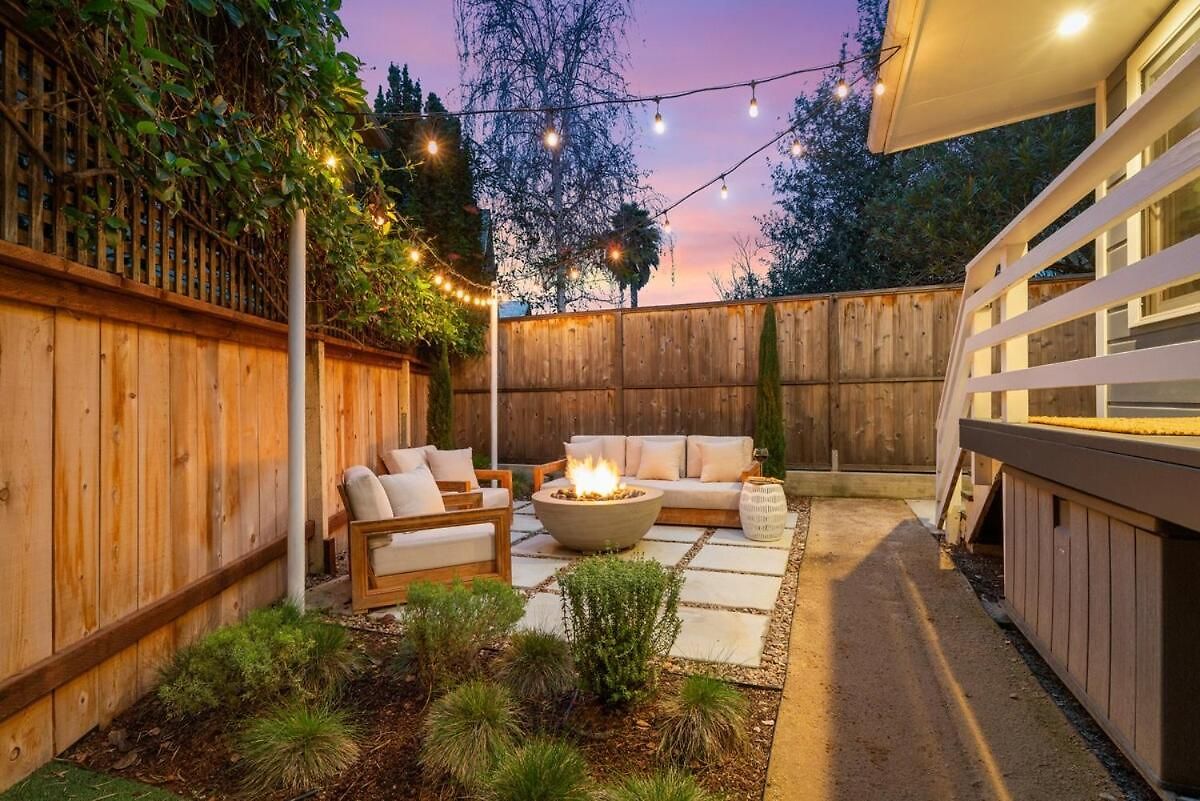 Villa 1884 Elegant Fire Pit, Tesla Tech, Near Dt *