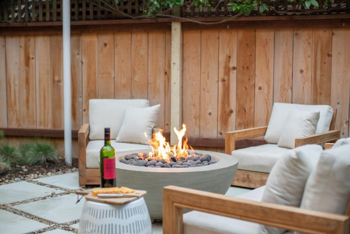 1884 Elegant Fire Pit, Tesla Tech, Near Dt Villa