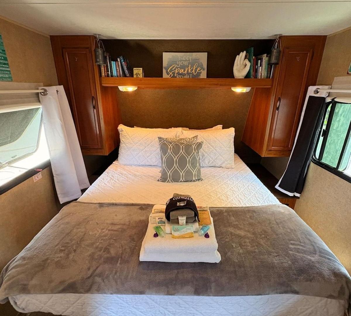 Zenden Rv By The Sea In Osos Holiday home *
