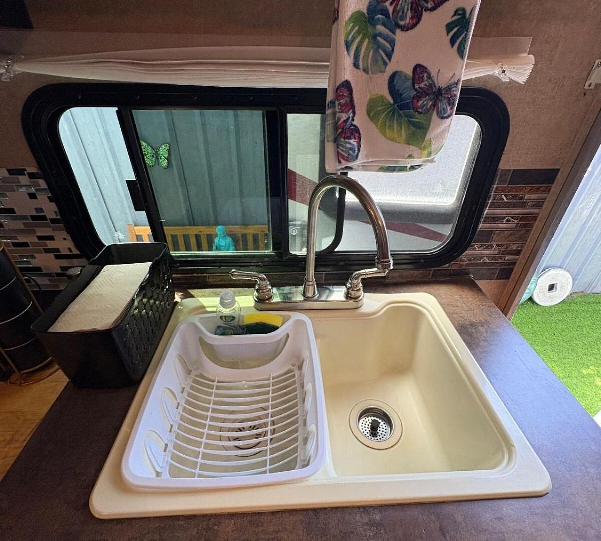 Zenden Rv By The Sea In Osos Holiday home
