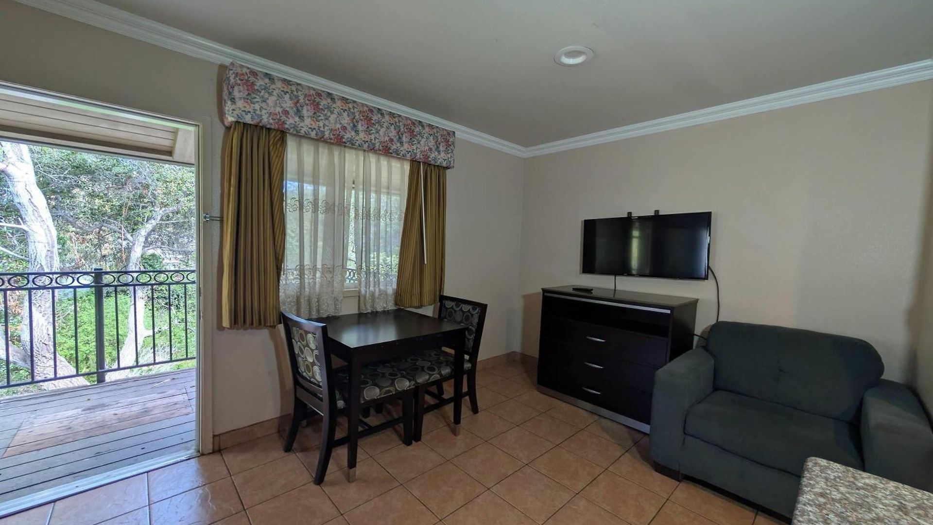 Olive Tree & Suites, A Howard Johnson By Wyndham San Luis Obispo