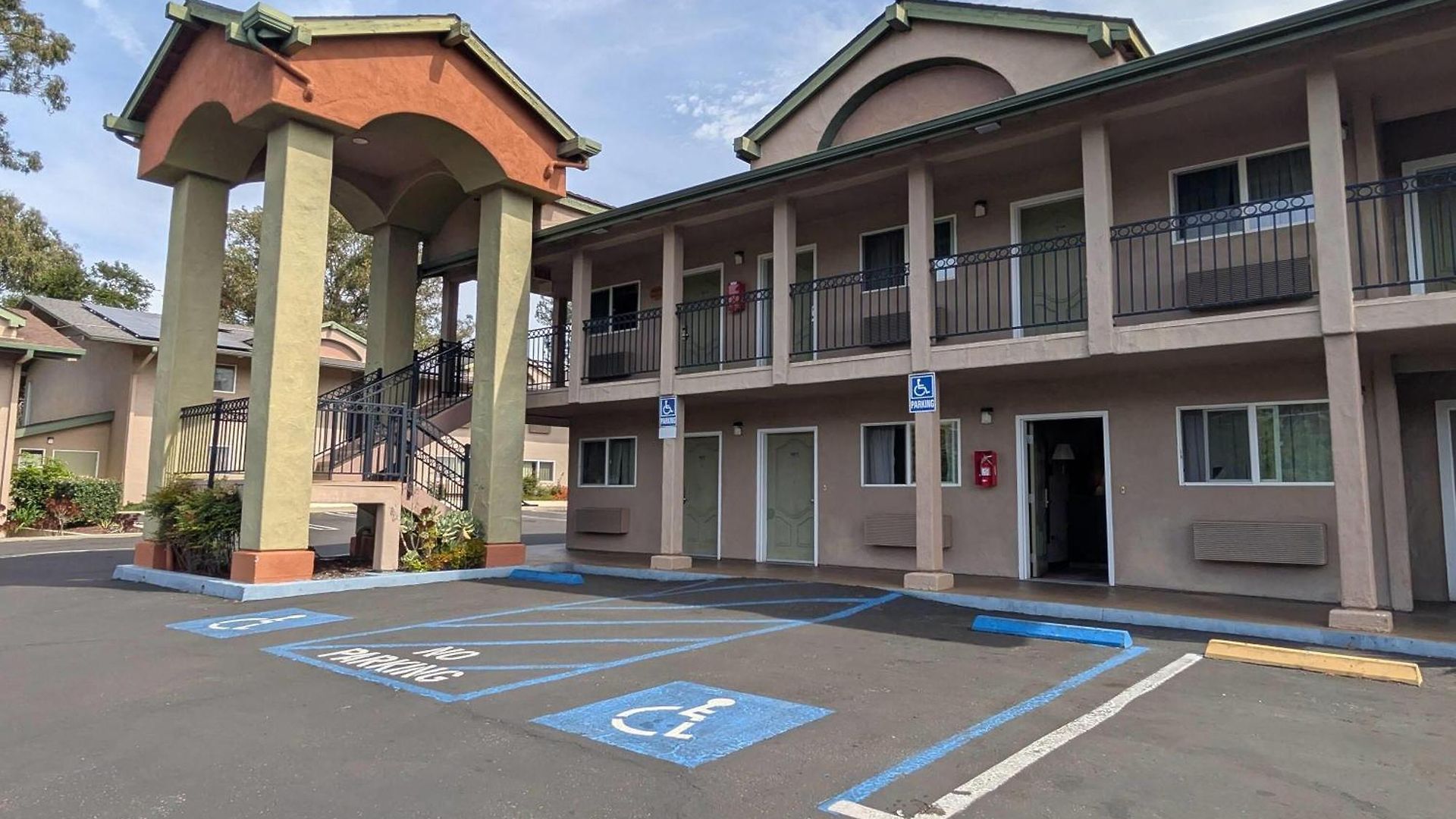 Hotel Olive Tree & Suites, A Howard Johnson By Wyndham San Luis Obispo