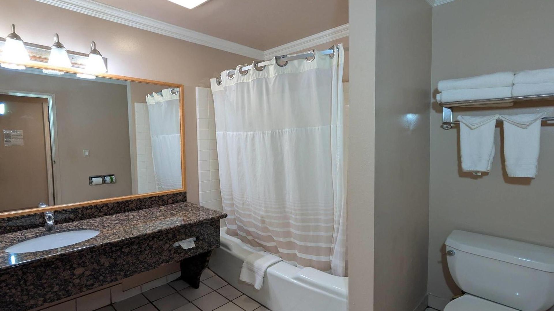 Olive Tree & Suites, A Howard Johnson By Wyndham 3* San Luis Obispo