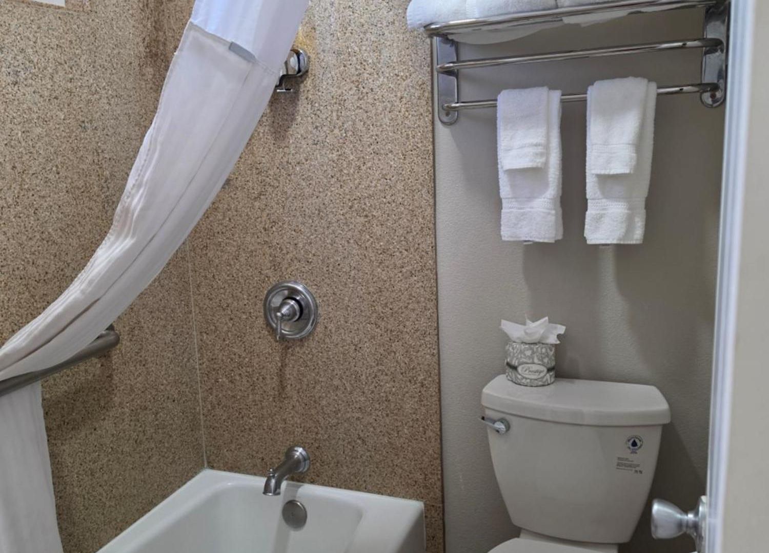 Motel San Luis And 2*