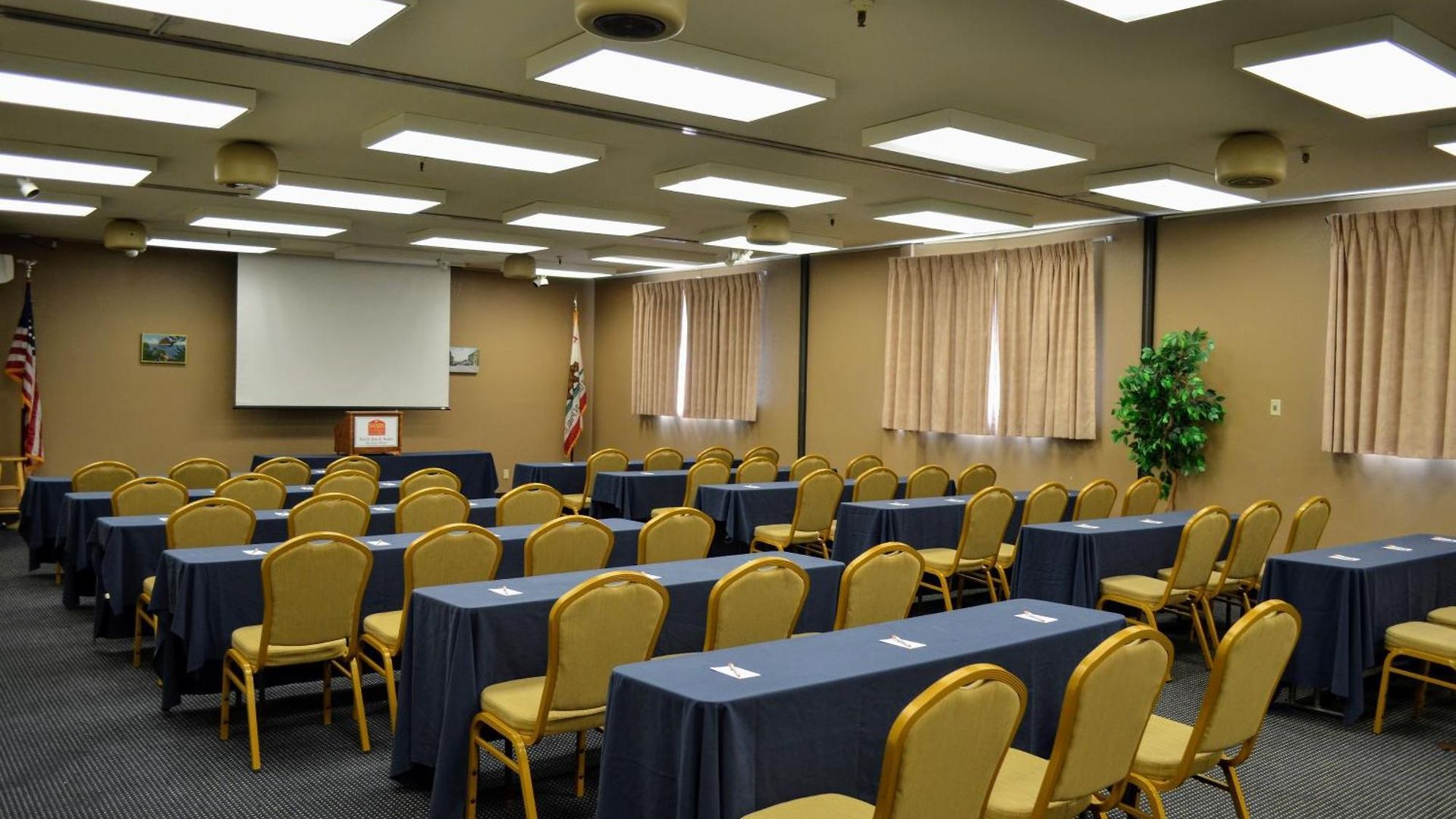 Hotel Sands & San Luis Obispo